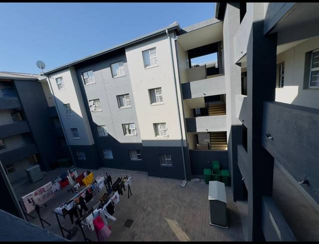 2 BEDROOM PROPERTY TO RENT IN KWAMASHU